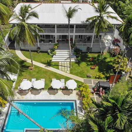 Plantation House-2
