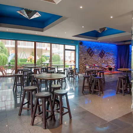 Mercury Hotel-2