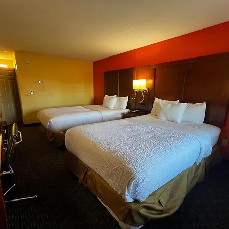 Traveiodge By Wyndham Parsippany-2