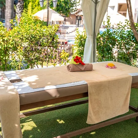 Hotel Aqua-3