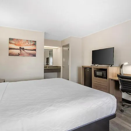 Days Inn By Wyndham Victoria Tx East-2