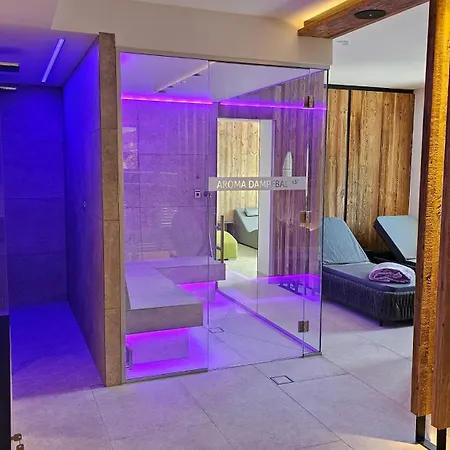 Hotel Garni Tirol-2