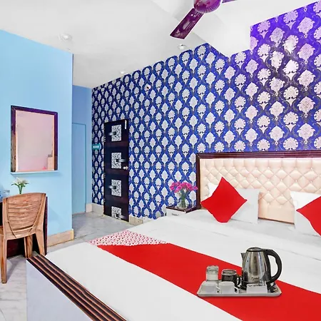 Hotel O Diamond Tree Sector 49 Noida Near Prayag Hospital-3