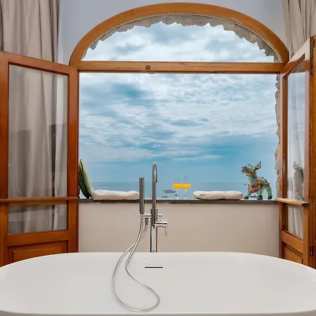 La Dolce Vita A Positano Boutique Hotel-3