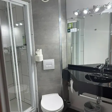 Logis Hotel Lons-le-Saunier - Restaurant Le Grill-2