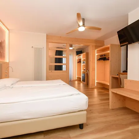 Hotel Denny-3