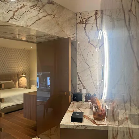 AF Duomo - Milano Luxury Suites-3