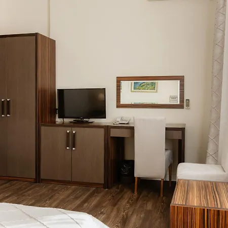 Hotel N-3