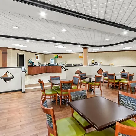 Quality Inn & Suites Florence Civic Center-2