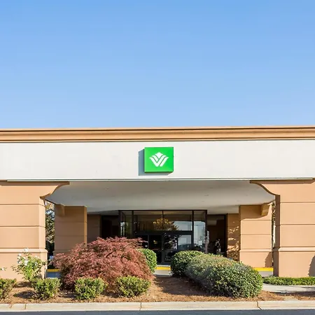 Wyndham Garden Greensboro-3