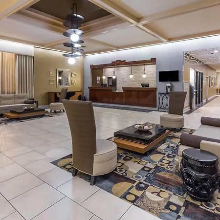 Wyndham Garden Greensboro-2