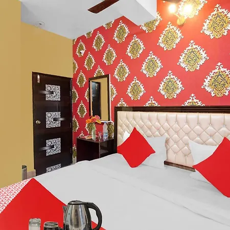 Hotel O Diamond Tree Sector 49 Noida Near Prayag Hospital-2