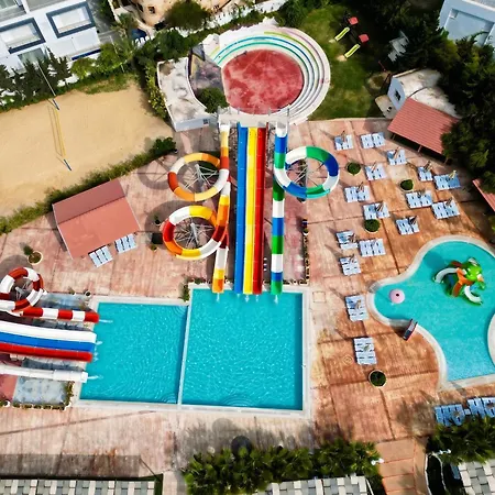 Zodiac Hôtel&Aqua Park-2