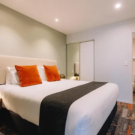 Ramada By Wyndham Newmarket Auckland-3