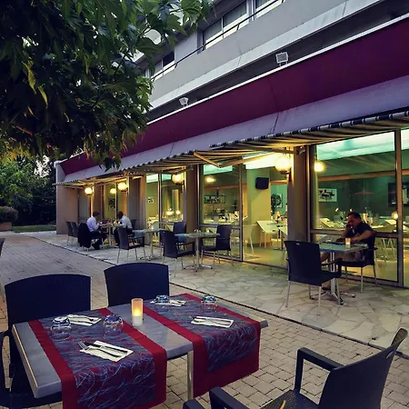 Mercure Brive-2