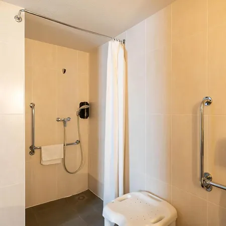 B&B HOTEL Saint-Nazaire Trignac-3