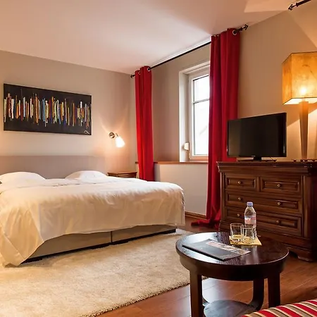 Hotel Restaurant Le Strasbourg-2