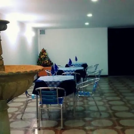 Hotel Chandelier-3
