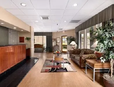 Baymont By Wyndham Paris-2