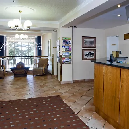 Brookes Hill Suites Hotel-2