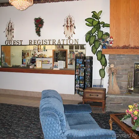 Glacier Gateway Plaza-3