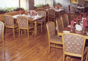 Doughcloyne Hotel-3