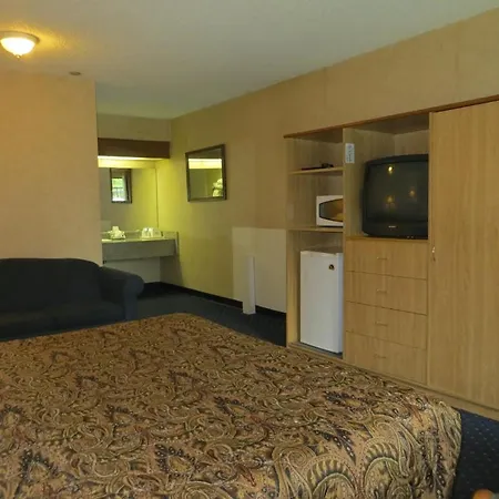 Grand Park Inn Anaheim Maingate-3