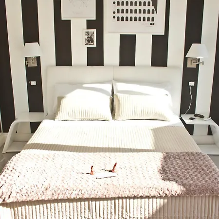 Glamroom Luxury Terrace-2