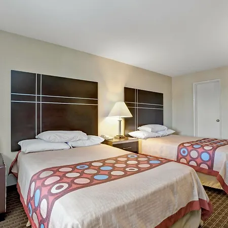 Super 8 By Wyndham Newark De-3