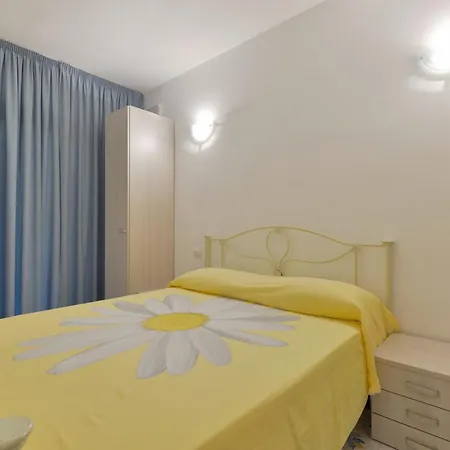 Hotel La Marina-2