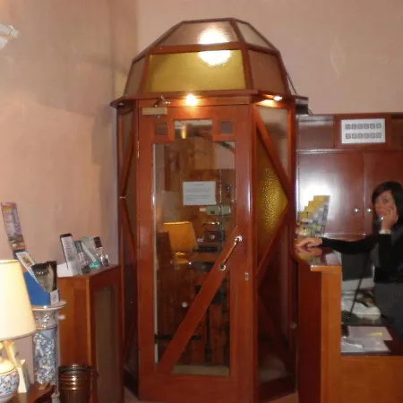 Hotel Elite-3