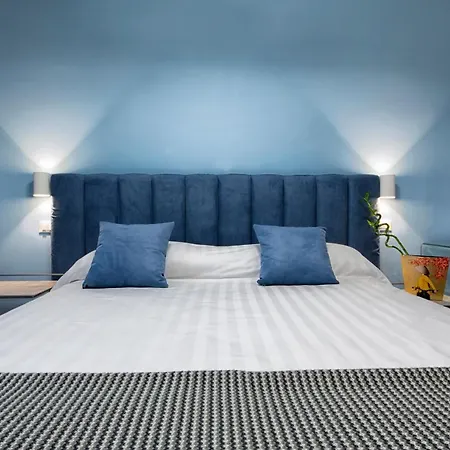B&B Campari 10-3