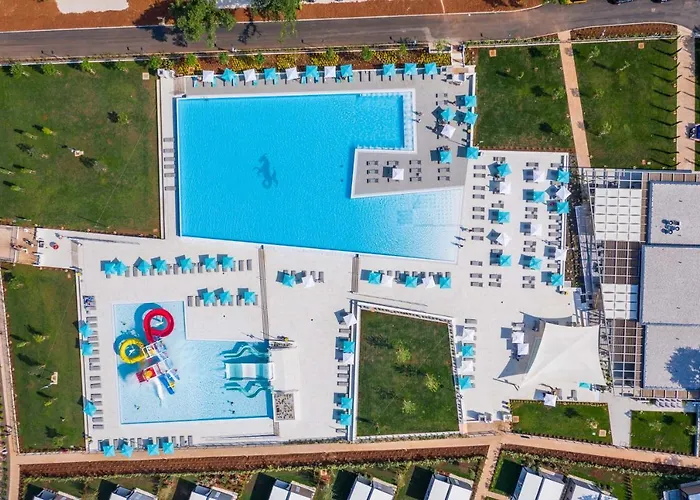 Mobile Homes Premium Relax Park Umag By Camp4You Karigador