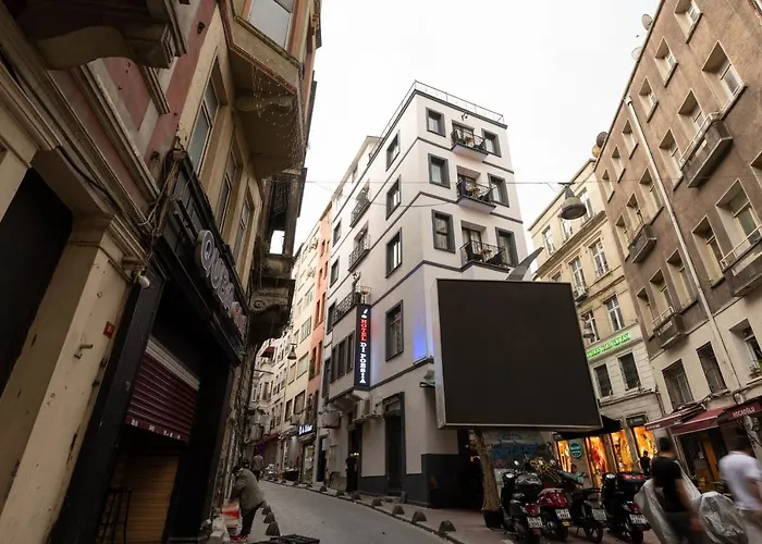 HOTEL Di POESİA&FREE BREAKFAST Istanbul