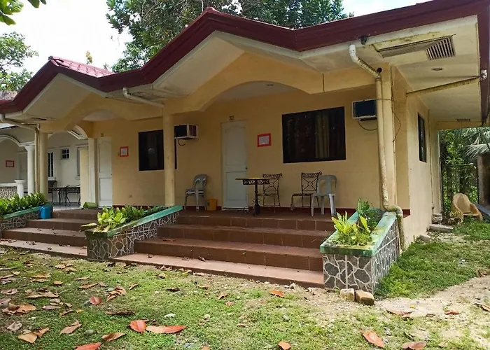 Reddoorz Plus @ Costa Roca Balamban