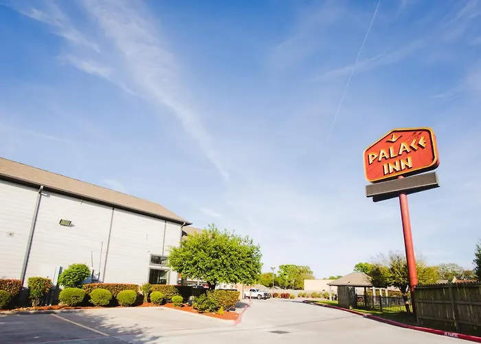 Palace Inn And Suites Baytown