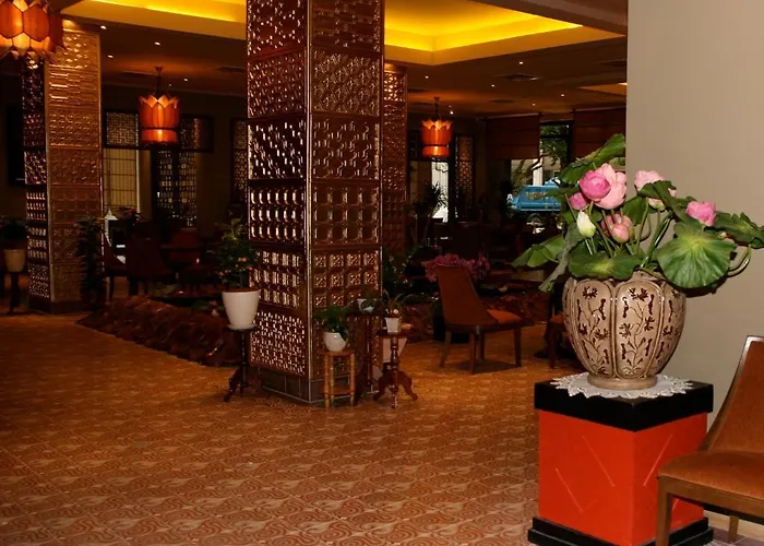 Halong Hotel Berlín