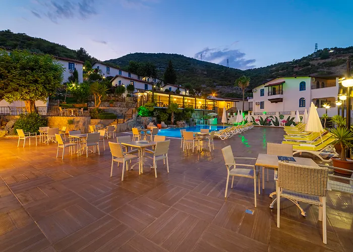 Illusion Beach & Clubhotel - Adults Only