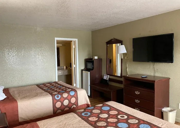 Super 8 By Wyndham Little Rock/North/Airport
