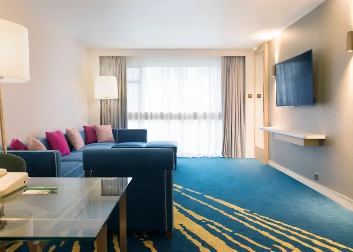 Holiday Inn Golden Mile By Ihg Hong Kong