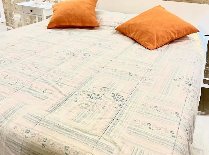 Bed and Breakfast Principe Amedeo Trani