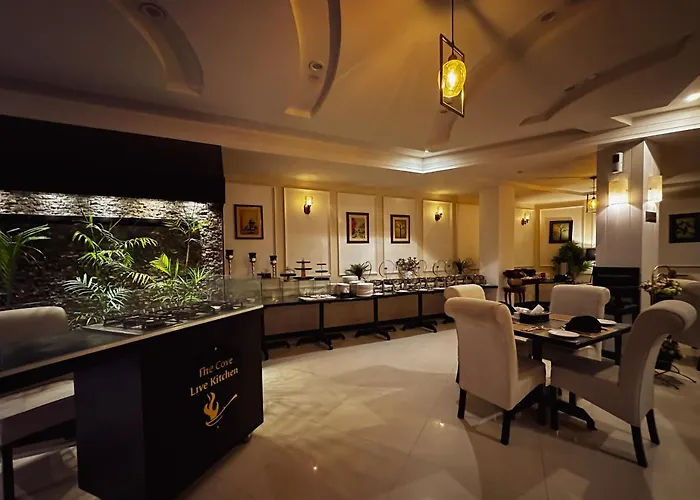 Oxygym Club Hotel And Suites Faisalabad
