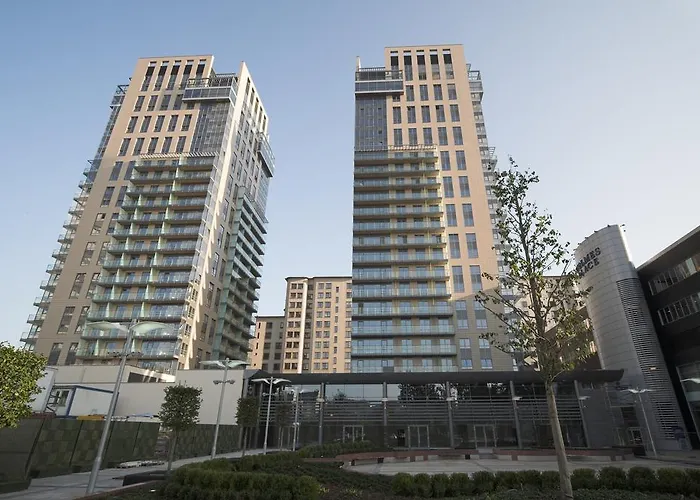 Platinum Towers Country 2 Country