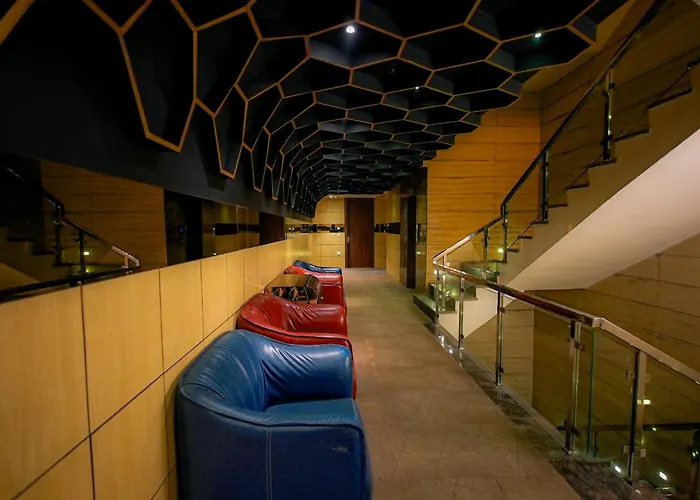 Dazzling Hotel Agra 