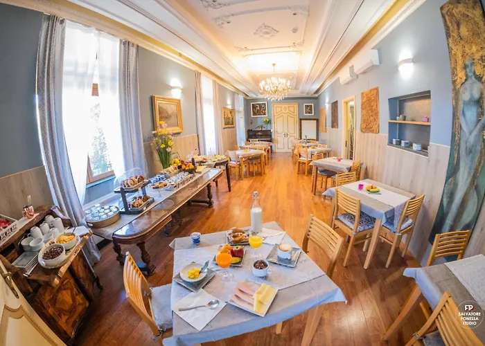 Hotel Vista Lago Brunate