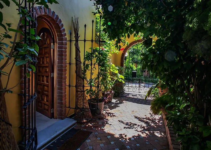 Suites La Hacienda Puerto Escondido 