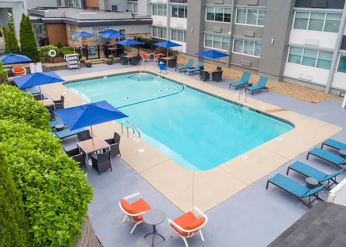 Hampton Inn Manchester Downtown
