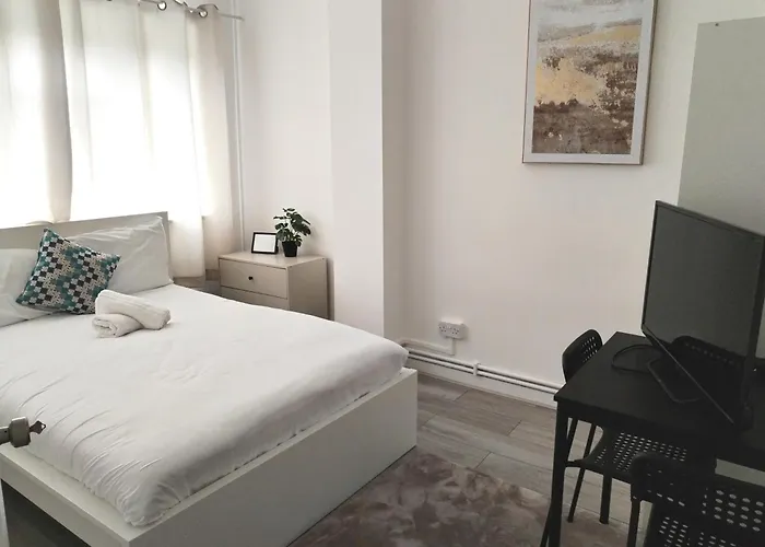Central London Rooms N1 6Rj