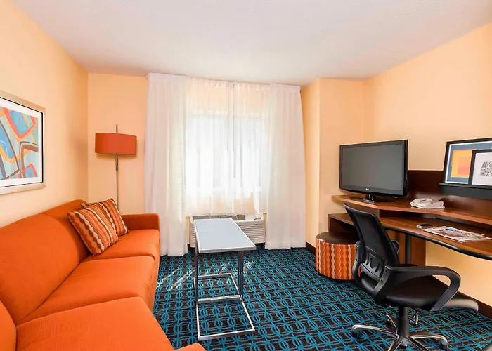 Fairfield Inn & Suites Holland