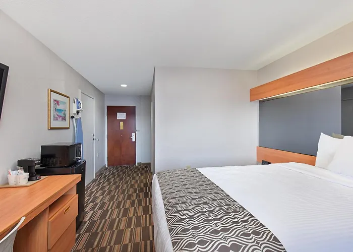 Microtel Inn & Suites By Wyndham Cordova Memphis I-40 East